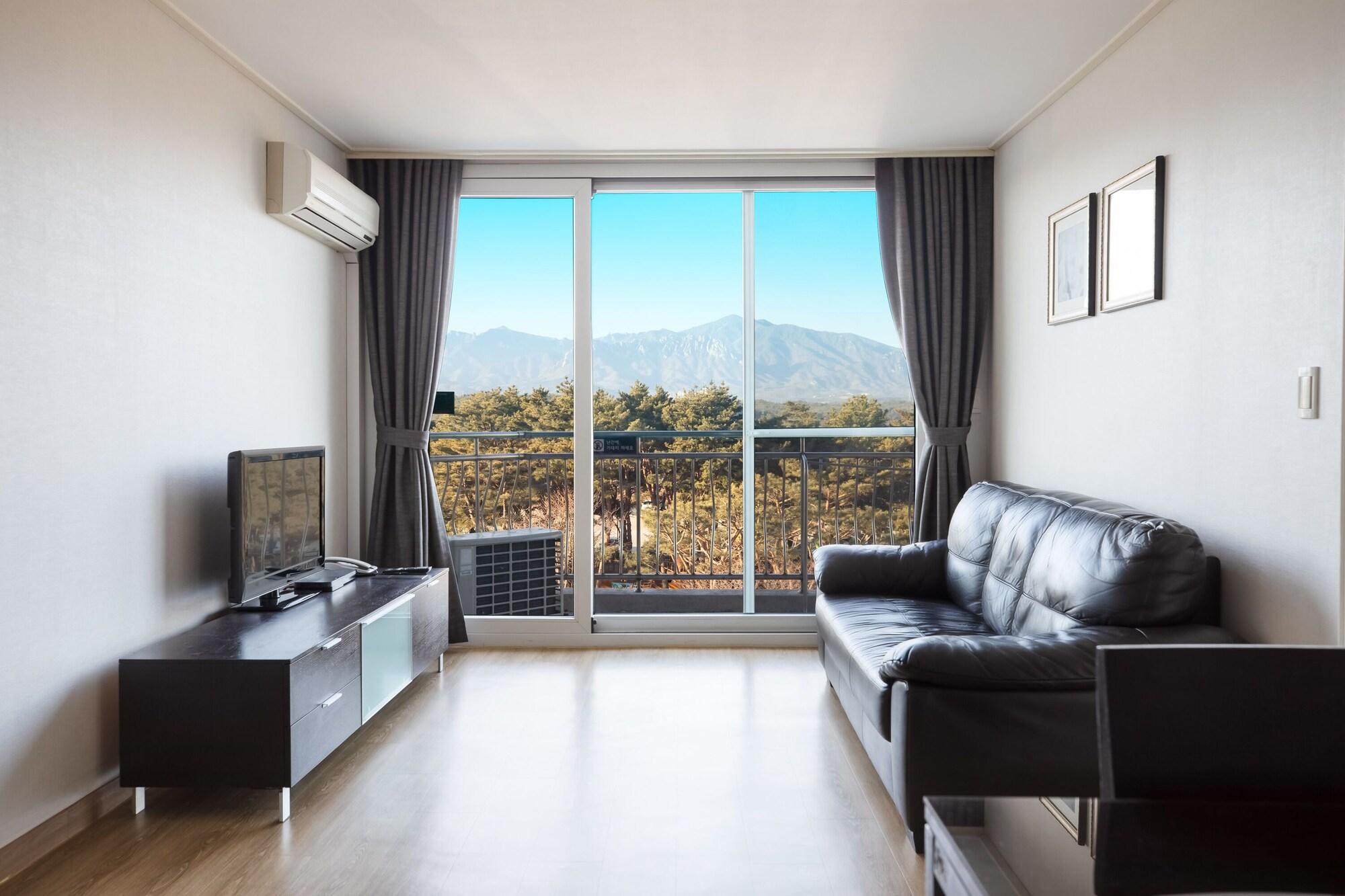 Kensington Resort Seorak Beach Sokcho Esterno foto
